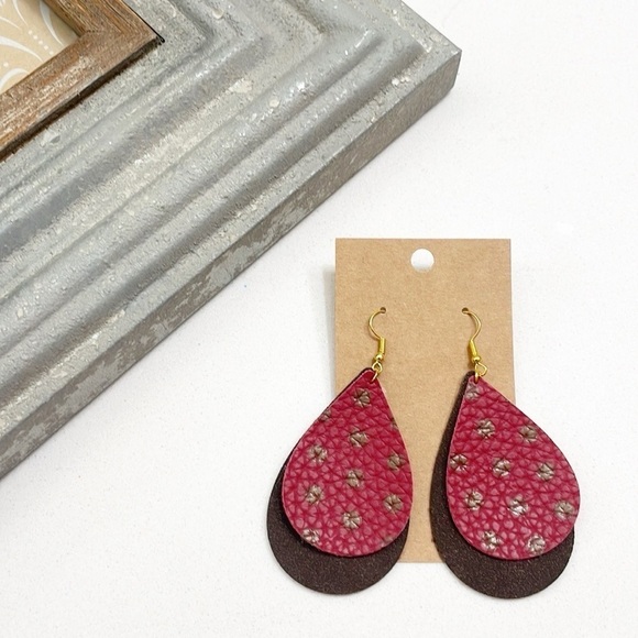 Polkadot print teardrop hand made earrings - Picture 2 of 2
